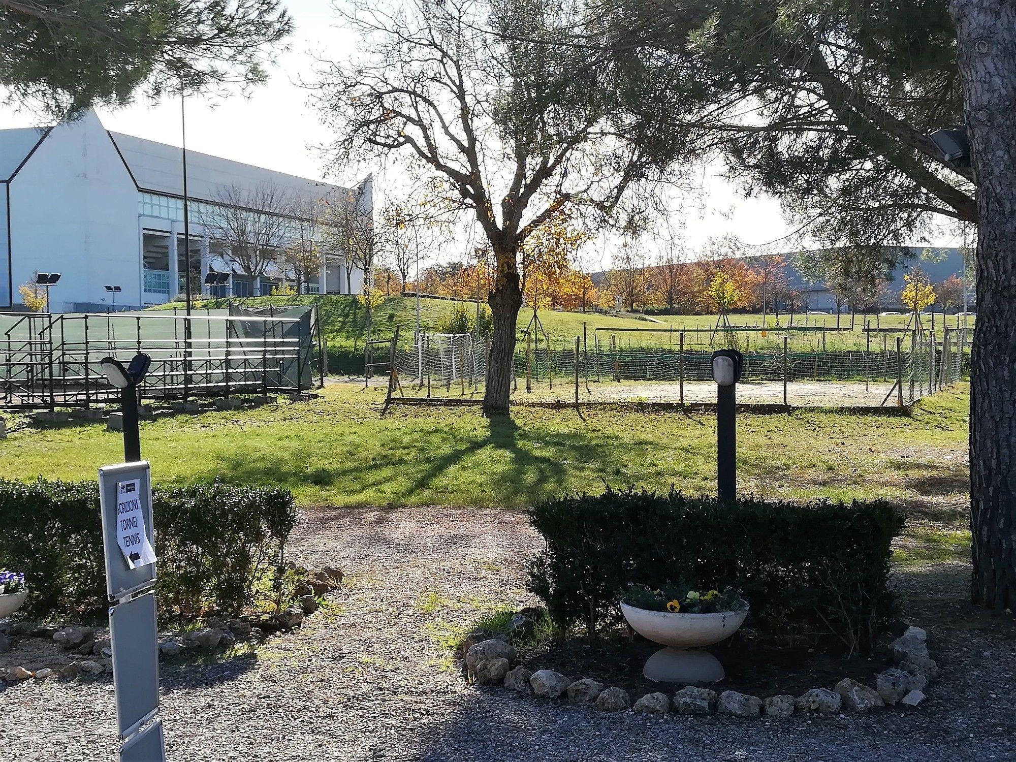 Sport Village La Badia Colle di Val d'Elsa Exterior photo